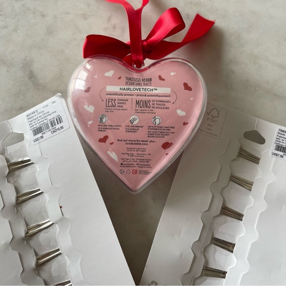 NWT: 3 Valentine’s Day hair accessories - 2 clip & 1 bobble set + free gift! - Picture 5 of 7